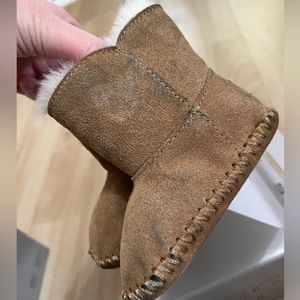 USED Infant UGG Caden Boot size 0/1